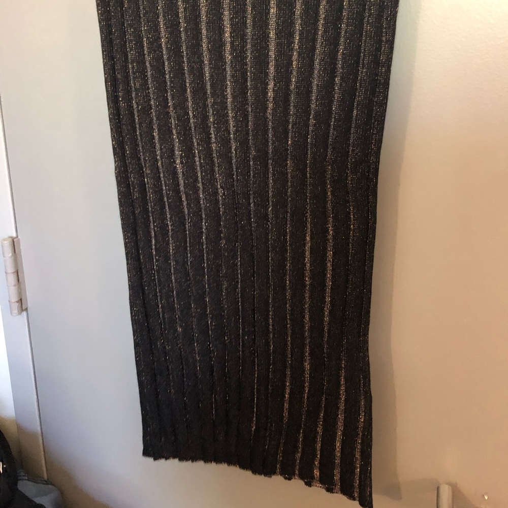 Black and gold striped midi pencil skirt